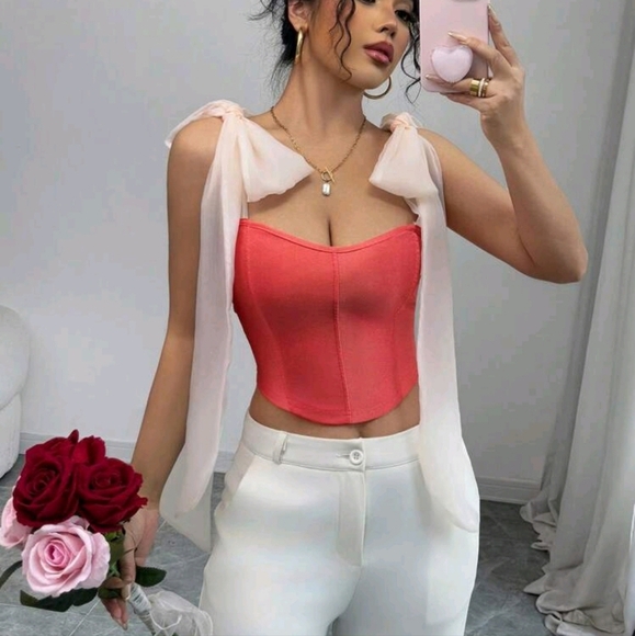 Women's Short Heart-Neck Lace Up Tie Bow Camisole Top For Romantic Vacation - Picture 1 of 4